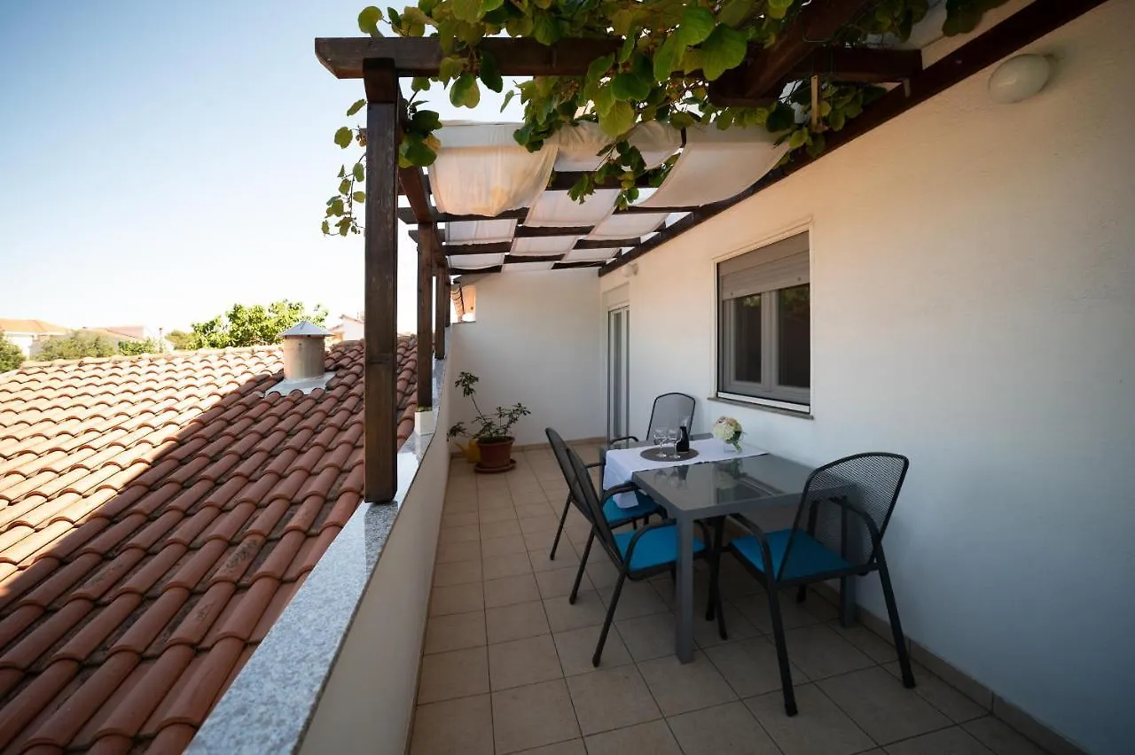Guest House Ero Sukošan Kroatien