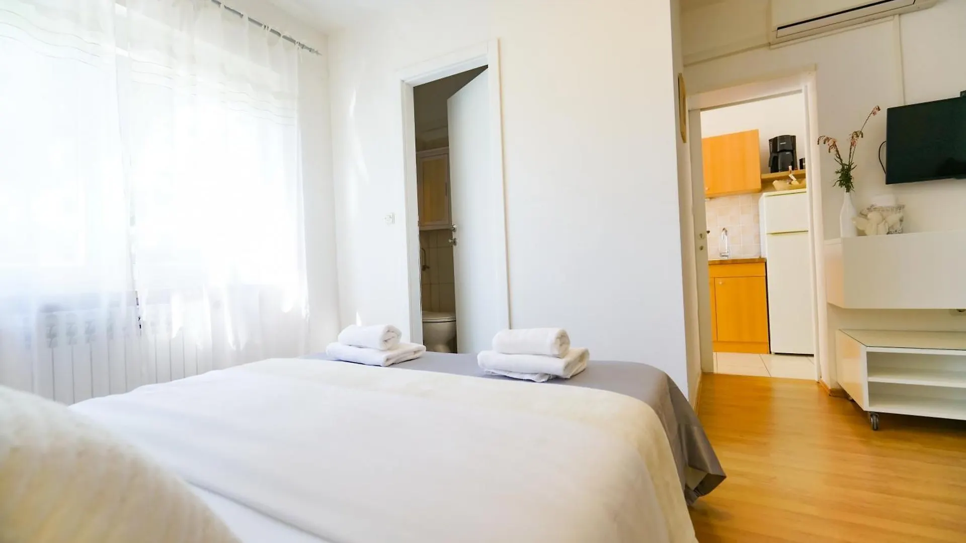 Guest House Ero Sukošan